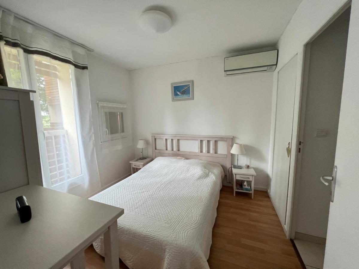 Joli T2 Proche Plage Dans Residence La Londe-les-Maures Exterior photo